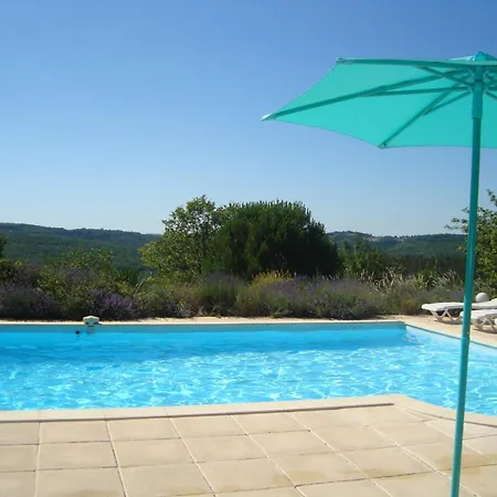 Des Cyprès Hébergement de vacances