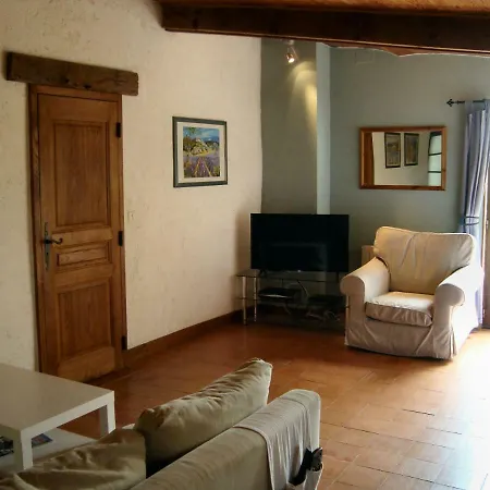 Des Cypres Holiday home Constans