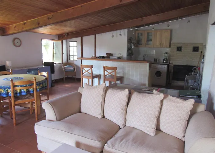 Des Cyprès Hébergement de vacances