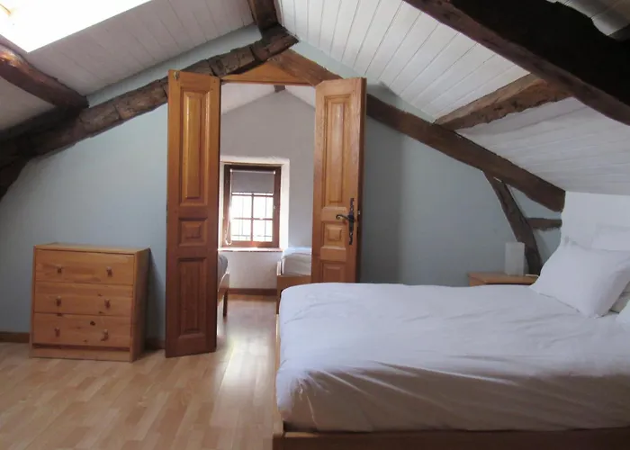 Hébergement de vacances Des Cyprès *