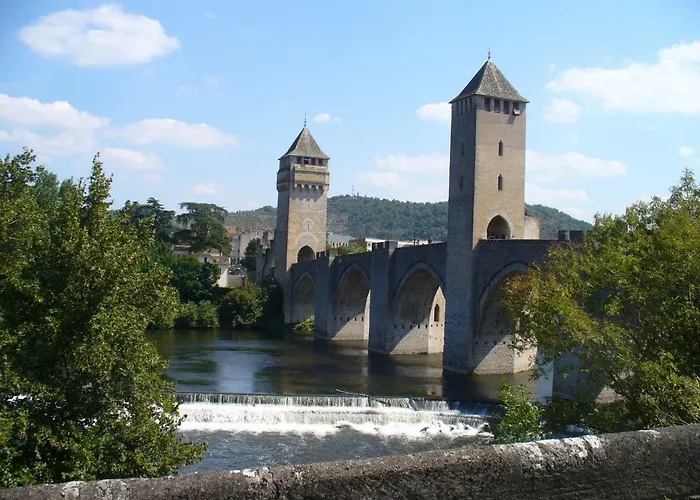 Hébergement de vacances Des Cyprès *