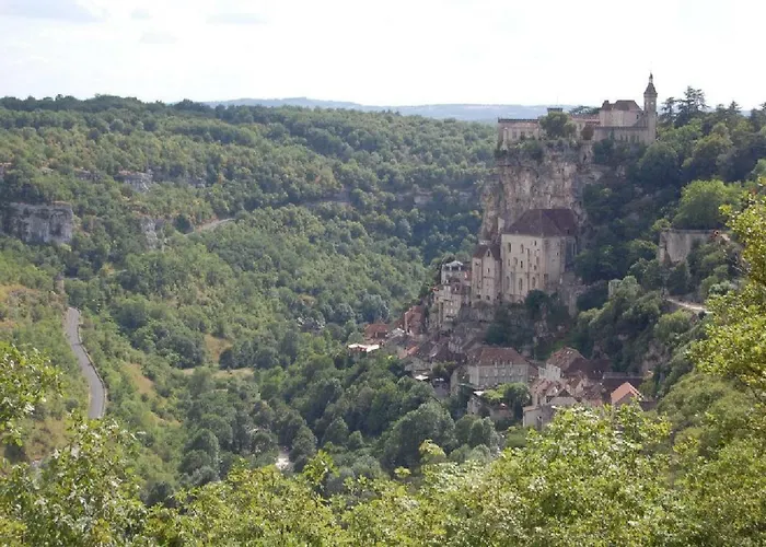 Des Cyprès Hébergement de vacances